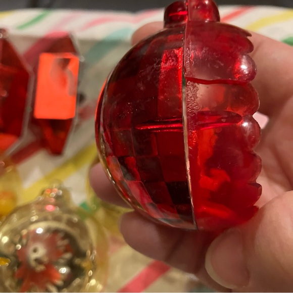 9 Vintage Jewel Brite 1960s Plastic Christmas Ornaments - Picture 3 of 12